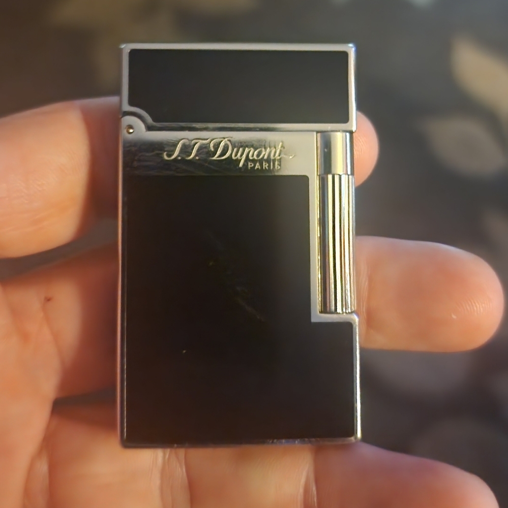 Dupont lighter
